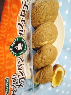 ちっちゃいメロンパン カフェロティ