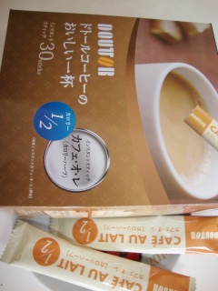 ドトール スティックカフェオレ カロリーハーフ