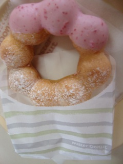 ポン・デ・いちごミルク