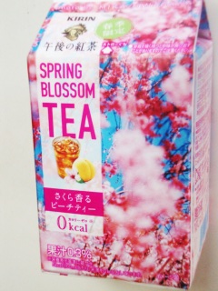 午後の紅茶 SPRING BLOSSOM さくら香るピーチティー